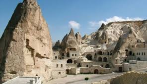 Oltre trentasei città sotterranee, antiche chiese rupestri affrescate, paesaggi onirici dove l'estro della natura ha dell'incredibile. Scoperta In Turchia Un Antichissima Citta Sotterranea