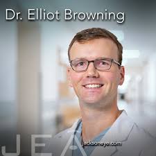 JEA's Dr. Elliott Browning specializes in glaucoma surgery and treatment,  as well as premium laser cataract surgery. Originally from Jackson, he  graduated from Auburn University and was in the top five of