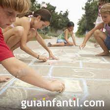 Por ejemplo, en la comunidad valenciana lo conocen con el nombre de sambori, en la garrotxa como nonet, en el. La Rayuela Juegos Para La Estimulacion De Habilidades Del Nino