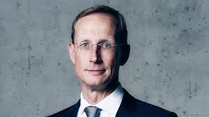 Massachusetts Life Sciences Center hires Kenneth Turner, longtime Massport  exec, as MLSC president, CEO