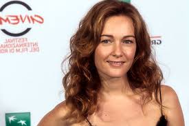 Le 17 attrici con i capelli rossi più belle di hollywood · julia roberts · emma watson · emma stone · jessica chastain · julianne moore · amy adams. Ø§Ø³Ù Ø§ÙØ¹ÙØ§ÙØ© Ø§ÙØªØ¬Ø§Ø±ÙØ© ÙØªØµØ¹Ø¯ ÙØªÙÙ Attrice Italiana Cappelli Rossi Flamestorytelling Com