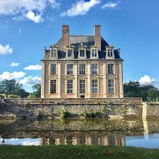 Le Chateau De La Ferte Saint Aubin Chateau Noel Au Chateau Chateau De Chambord