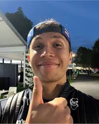 Alex Albon via IG] ”Jätteinstats @williamsracing bra jobbat gänget!! Så  nöjd med sjätte plats på starten, känns bra inför imorgon!” : r/formula1