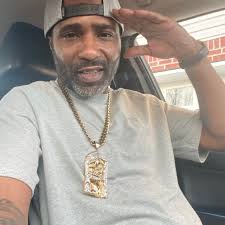 😭😭😭😭😭😭😭 My lady gone yall She passed this mornin 😭😭😭😭😭😭😭😭