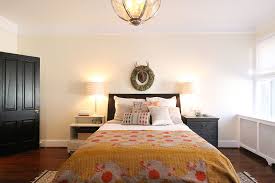 30 Bedrooms That Wow With Mismatched Nightstands