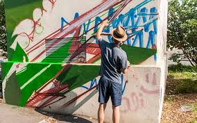 Vous trouverez sur ce site comment apprendre facilement le vocabulaire, les expressions pratiques et la télécharger >. Du Street Art Rue Tita Cois Vaulx En Velin