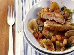 Leber In Panade Mit Zwiebel Porree Gemuse Rezept Porree Gemuse Porree Fleisch Gerichte