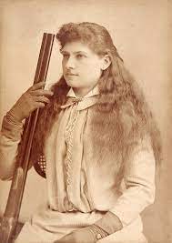 Annie Oakley - Wikipedia