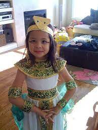 Cleopatra Disfraces Reciclables Disfraces Reciclados Para Ninas Halloween Disfraces