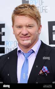 Ernie Bates's Instagram, Twitter & Facebook