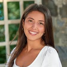 Kendra Doherty's Instagram, Twitter & Facebook