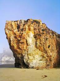 The Rock At Pismo Beach Pismo Beach Beach California Coast