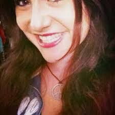 Lori Gott's Instagram, Twitter & Facebook