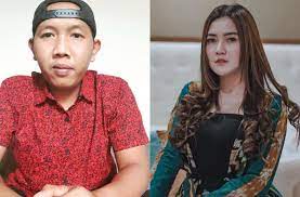 Nella kharisma dan bupati haryanti | www.kapanlagi.com. Sempat Diisukan Jadi Suami Nella Kharisma Cak Malik Unggah Foto Sang Istri Kesayanganku Pikiran Rakyat Com