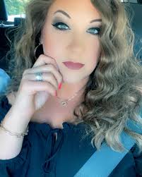 Beverly Dean (@beverlymdean) • Instagram photos and videos