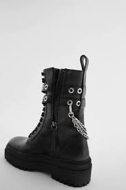 Pin De Rodrigo Bueno Em Concept Fall Winter 2021 Acessorios