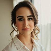 Leticia Arnold's Instagram, Twitter & Facebook