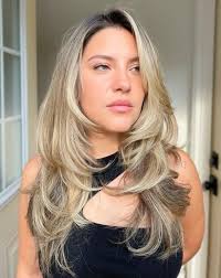 50 Hermosas Ideas De Cortes De Pelo Mariposa Para Pelo Largo Para Este 2025 