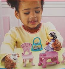 Amazon.com: Fisher-Price World of Little People Sonya Lee and Her Royal Tea  Party : Toys & Games