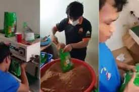 Kedai ais kepal milo yang paling terkenal di malaysia lokasinya ada di kuala kangsar, perak. Viral Video Pembuatan Milo Palsu Di Malaysia Hati Hati Jangan Sampai Kamu Ikutan Ketipu Keepo Me Line Today