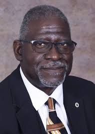 Onslow County school board members call for resignation of board chairman