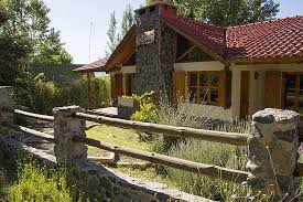 Casa prefabricada en madera de una pulgada economica. Las Espuelas Casas De Montana Construccion De Calidad Con Teja Madera Y Piedra Picture Of Las Espuelas Casas De Montana Potrerillos Tripadvisor