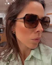 🔥🔥 Created by brilliant minds these Emporio Armani eyeglasses feature a  simple design perfect for everyday-wear. They also feature square clip