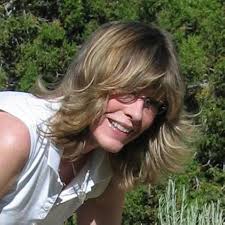 Joan Rivers Beauty-The Right to Bare Legs Corrective Cover Up- Fair :  Amazon.ca: Beauty & Personal Care