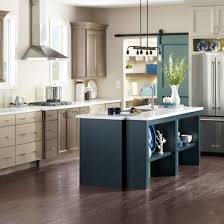 Two Toned Kitchens Are Being Upstaged By Three Toned Color Schemes Prosource Wholesale