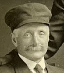 Sidney Rutherford's Instagram, Twitter & Facebook