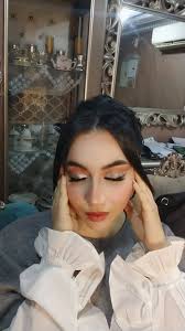 ببرز ملامحك مبغيرهاش 😉🌸