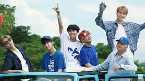 Bts summer package (stylized in all caps) was originally released on celebration of the first bts's anniversary as a photobook recopilatory of the 2013 with others goods. Download Bts Summer Package 2018 Sub Indo Sedang