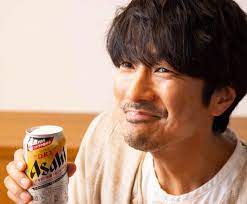 ジンジャークッキー (ginger cookie) は、生姜を入れたクッキーの一種で、クッキーの中でも伝統的なものである。 「ジンジャービスケット (ginger biscuit)」、アメリカでは「ジンジャースナップ (gingersnap). T6ipdggycjmam
