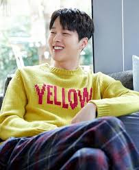 Born on march 23, 1976, he made his acting debut in musical theater in 1996. Jang Ki Yong Jang Ki Yong Korean Actors Jang Ki Yong Smile