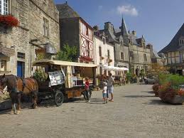 Rochefort, savoie in the savoie department. Rochefort En Terre Camping Du Haras 5 Etoiles