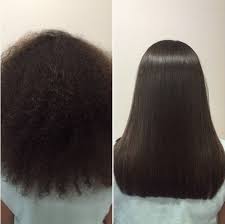 A hair relaxer is an agent that calms hair, softens it, reduces the appearance of curls and frizz, and makers hair look smoother. Hair Relaxer Vorher Nachher Bei Afro Hair Straight Flat Iron Hair Styles Relaxed Hair Permed Hairstyles