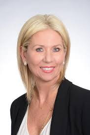 Kristen Langston's Instagram, Twitter & Facebook