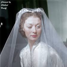 Dancer leaving bombed house to marry RAF officer in London