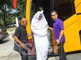 99 total views, 2 views today mahkamah tinggi shah alam hari ini membenarkan etua umno bahagian sungai besar, datuk seri jamal md yunos dibebaskan dengan ikat jamin rm20,000 dan tiga penjamin atas tiga pertuduhan dihadapinya. Ini 10 Gimik Memalukan Jamal Yunos Pernah Lakukan Sebagai Pemimpin Umno Remaja