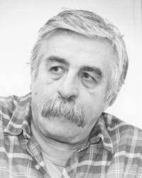 Jeho rodina zde bydlela v dunajské ulici. Julius Satinsky Diela Literarne Informacne Centrum