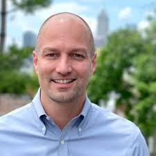 Ryan Mann (@RyanEMann)