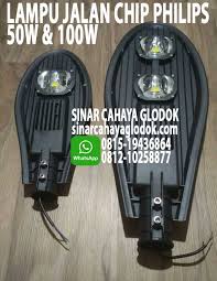 Deskripsi produk lampu jalan pju led 100 watt philips. Jual Lampu Pju Cobra 50w 100w Chip Led Philips Sinar Cahaya