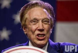 Photo: Republican presidential candidate Perry Johnson speaks at the 2023  Republican Party of Iowa Lincoln Dinner