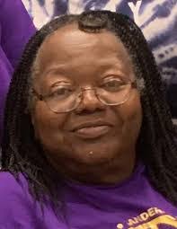 Ella Goode's Instagram, Twitter & Facebook