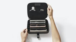 If you've been waiting to experience our material in person, now is the time. Von Holzhausen Debuts New Vegan Leather Apple Watch And Macbook Accessories At Apple Stores 9to5mac