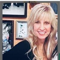 Michelle Boozer's Instagram, Twitter & Facebook