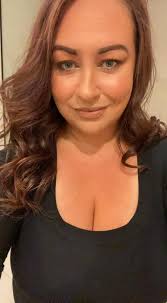 My own hair, tan & makeup...