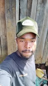 Importance of close friendships during teenage years