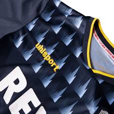 May 29, 2021 · der 1. Uhlsport 1 Fc Koln Ausweichtrikot 3 Trikot 2019 2020 Marine Fussballgott24 Himmlisch Shoppen Teuflisch Gunstig