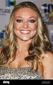 Tiner hi-res stock photography and images